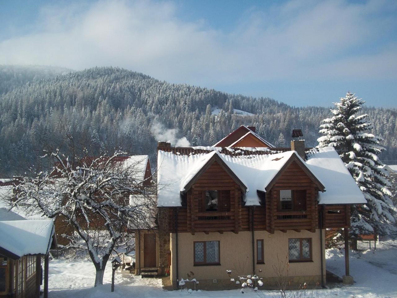У Тарнавських Mykulytschyn Exterior foto