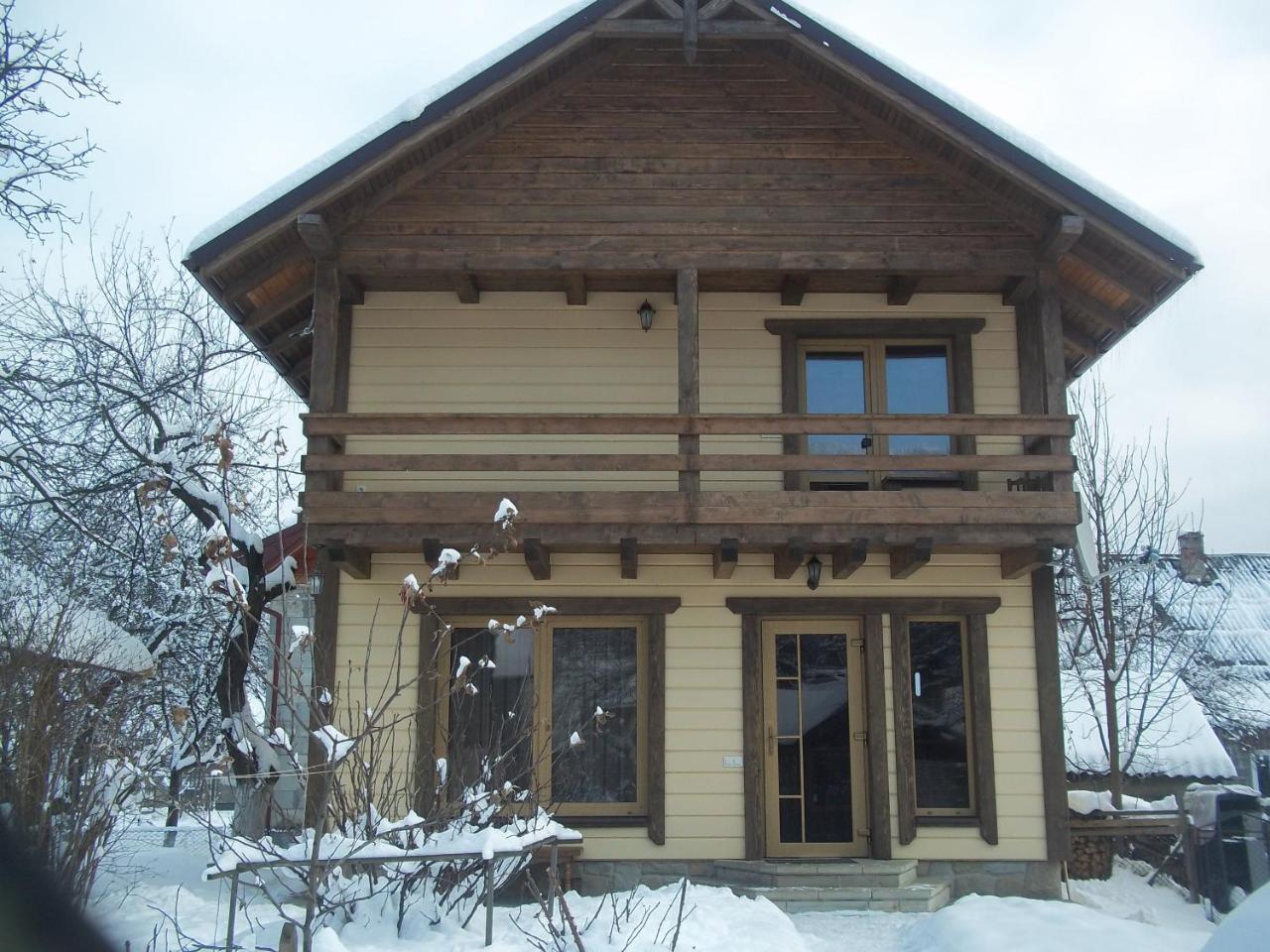 У Тарнавських Mykulytschyn Exterior foto